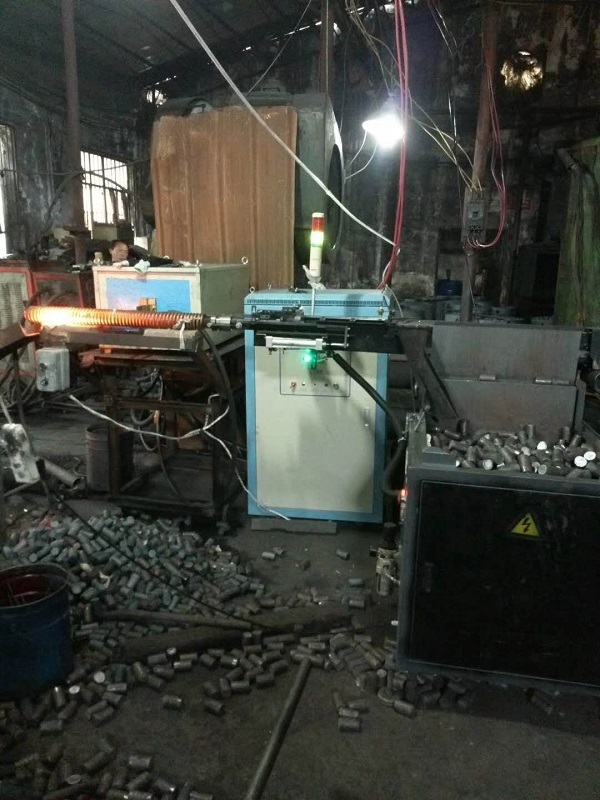 感應(yīng)加熱設(shè)備http://m.kmdun.cn/